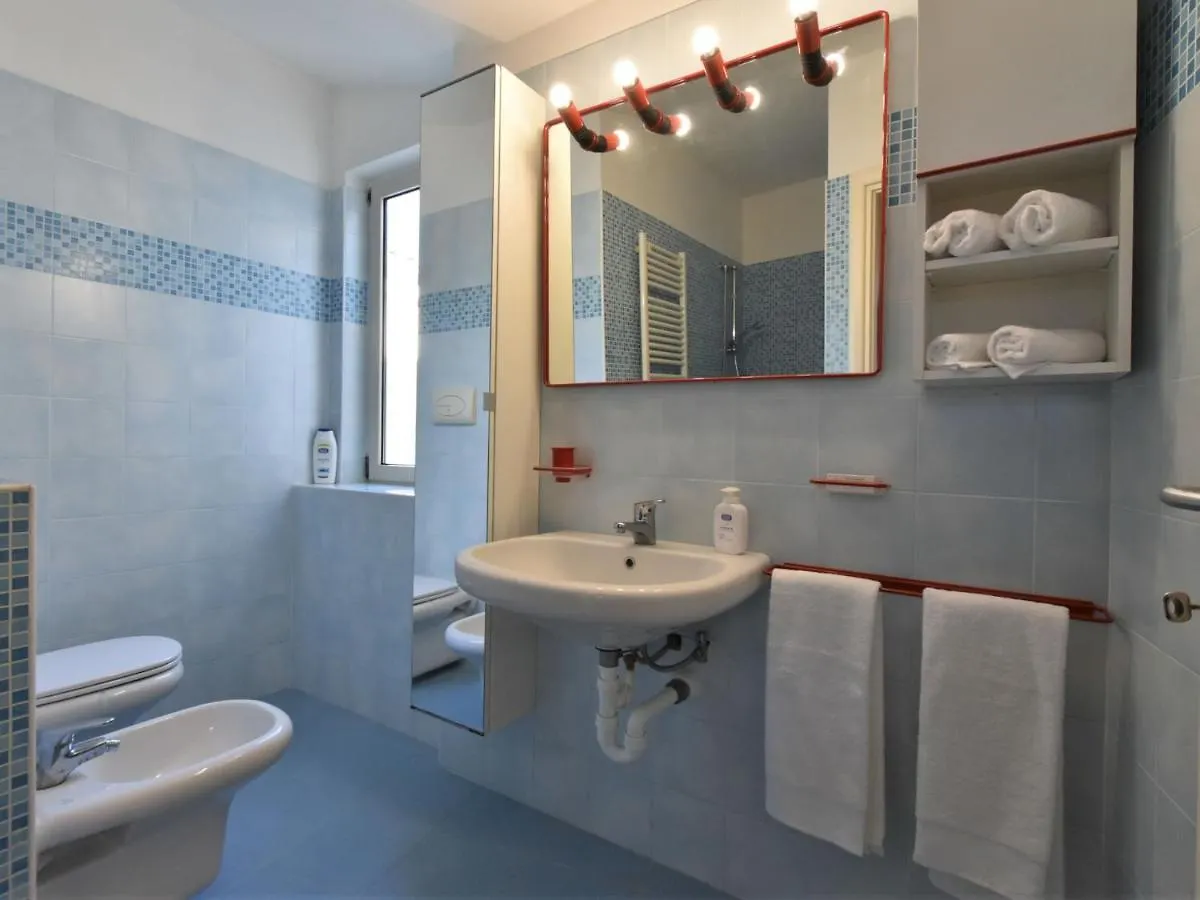 Apartment Duomo Mansarda By Interhome Iseo