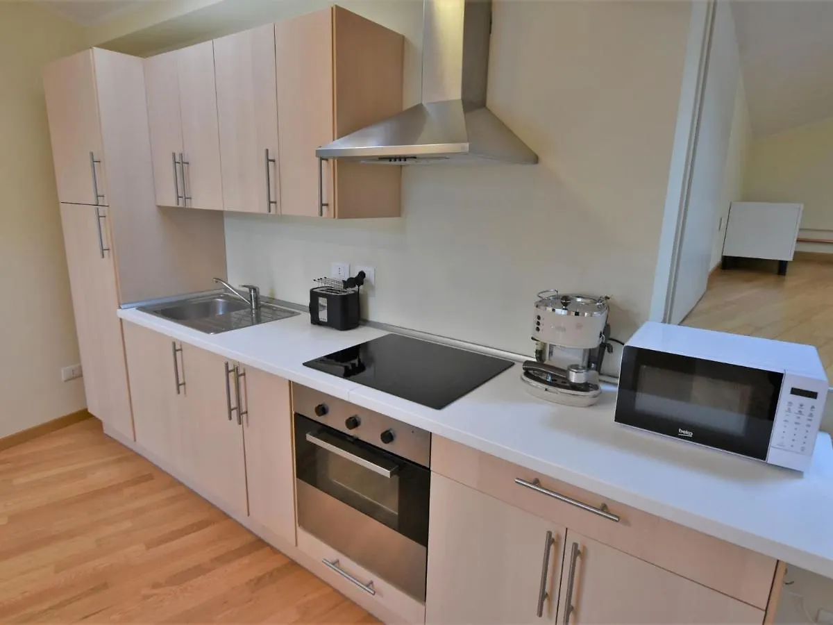 Apartment Duomo Mansarda By Interhome Iseo 0*,