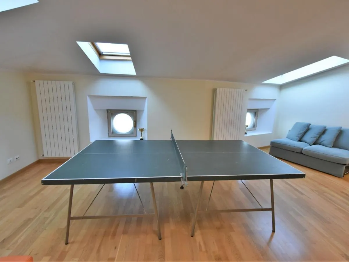 Apartment Duomo Mansarda By Interhome Iseo 0*,